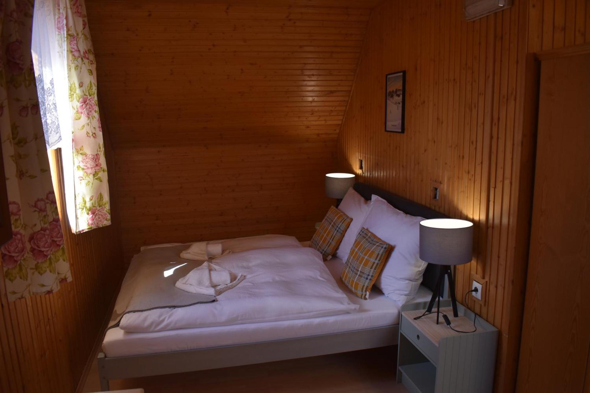 Drevenica Diana Bed & Breakfast Ždiar Екстериор снимка